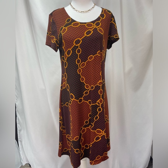 MSK Dresses & Skirts - Chain Print Brown polkadot Dress stretchy flowy short sleeve women’s size M